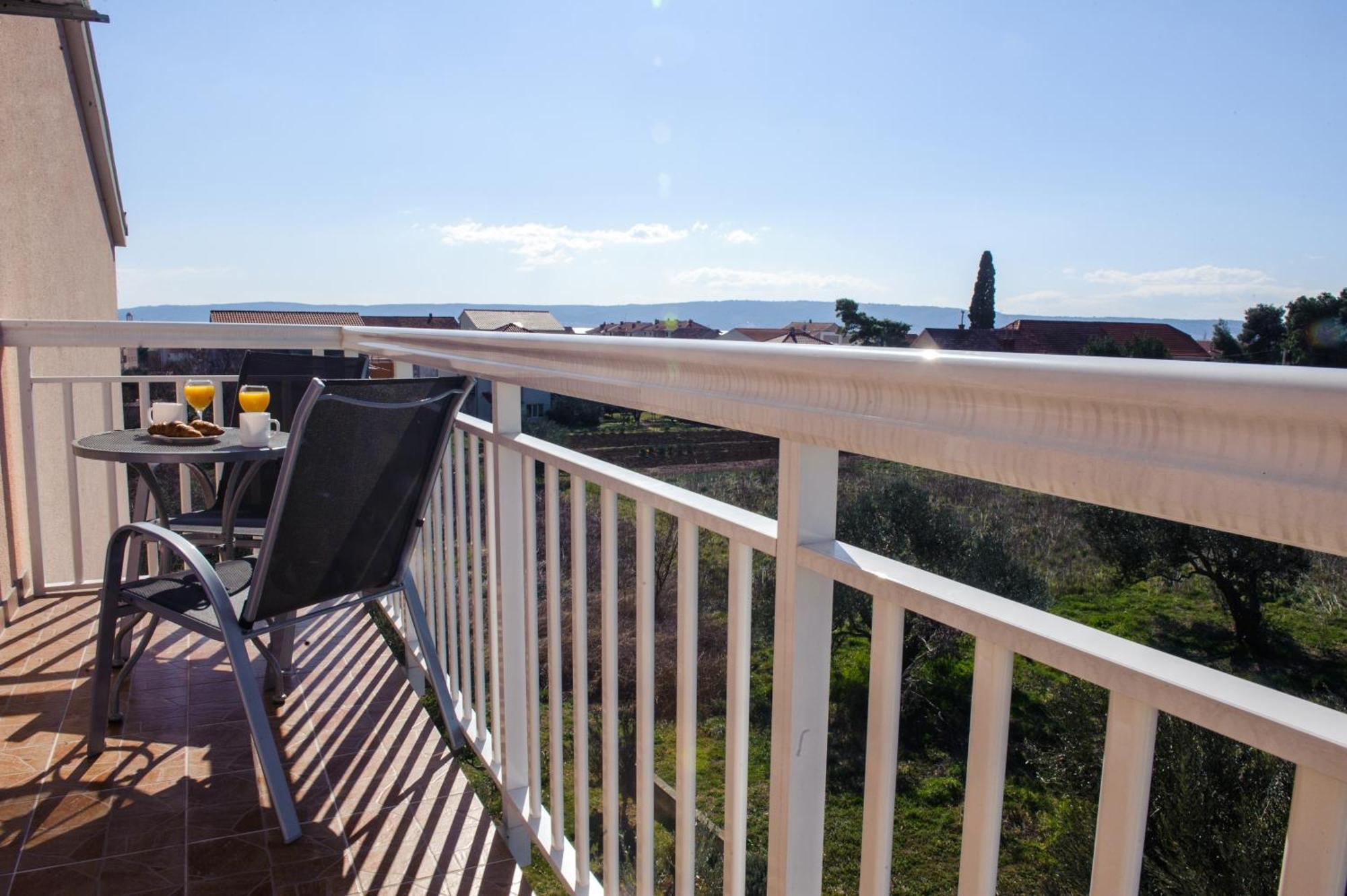 Apartman Sunny Vacay Kaštela Exterior foto