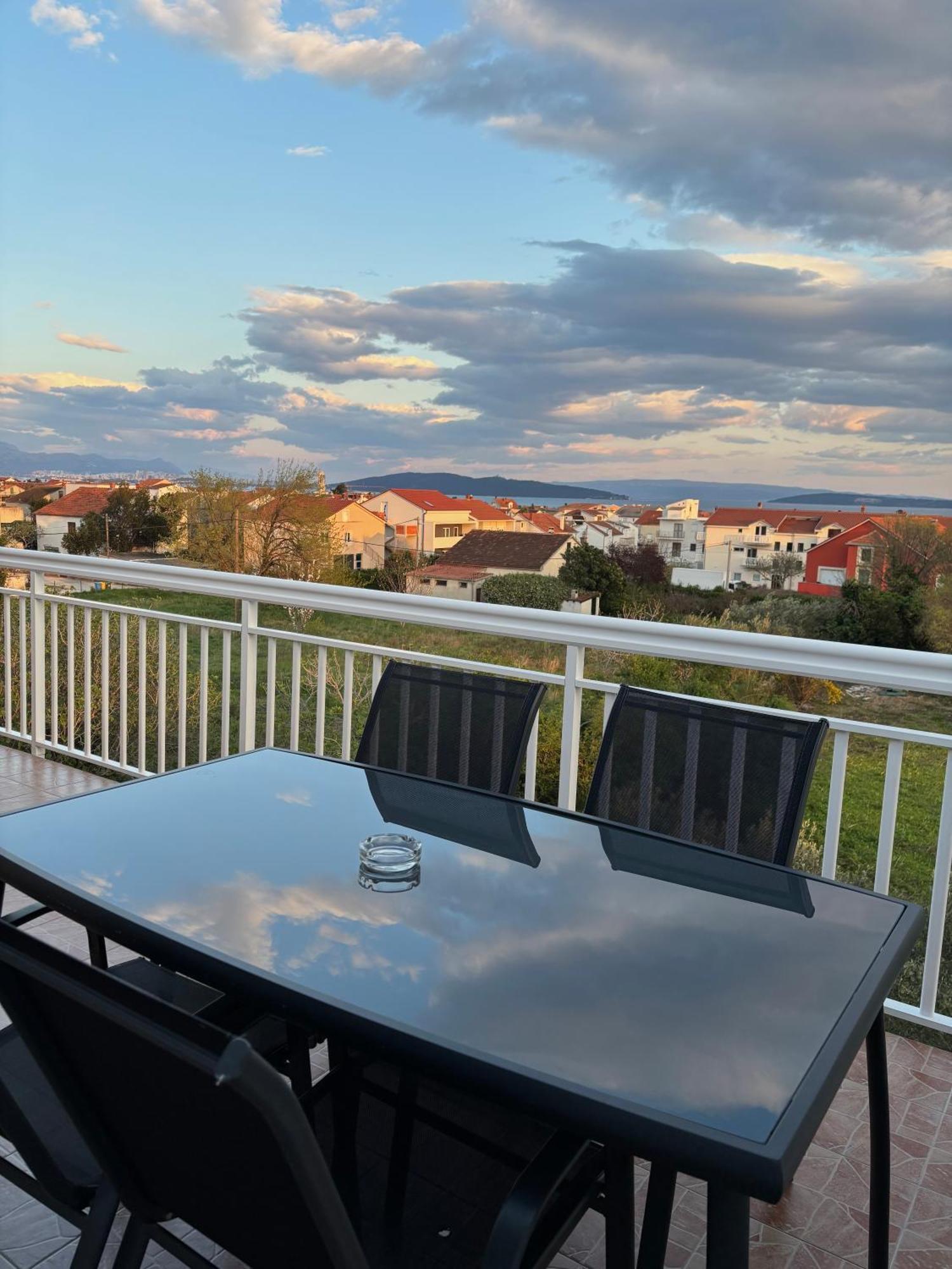 Apartman Sunny Vacay Kaštela Exterior foto