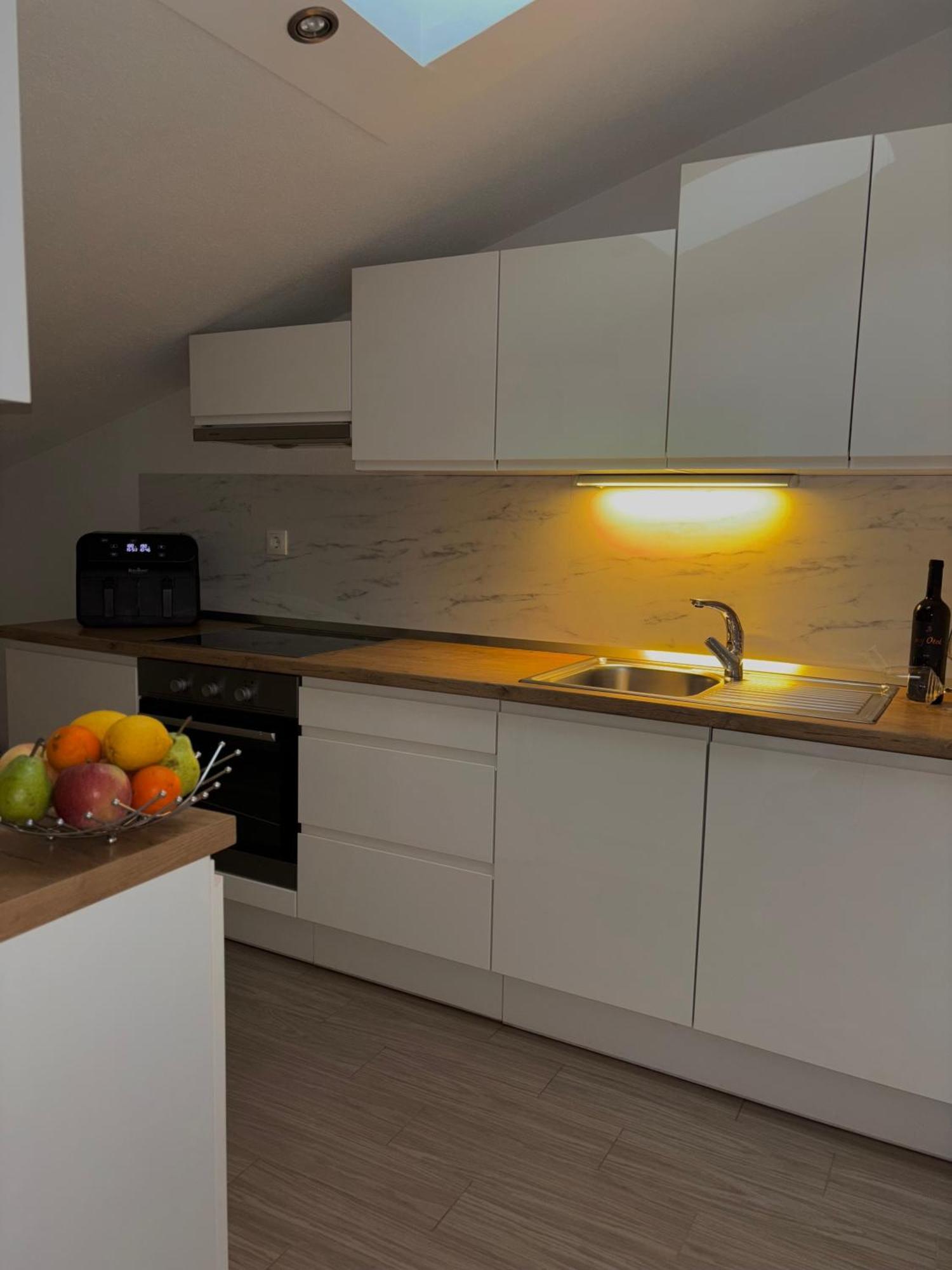 Apartman Sunny Vacay Kaštela Exterior foto